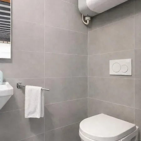 & Cozy With Canal View, Full Kitchen * Venezia